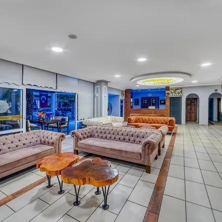 Apartahotel Cleopatra Ada 4*