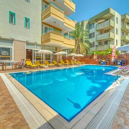 Cleopatra Ada מלון דירות 4*